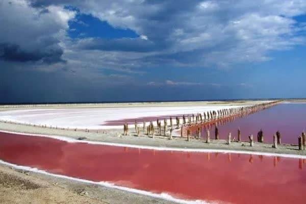 Морская натуральная розовая соль
